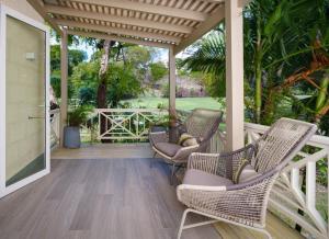 Luxury 7-Bedroom Sandy Lane Estate Villa with Pool & Beach Club Access