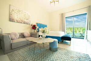 EverluxeLiwan Spacious Studio