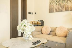 EverluxeLiwan Spacious Studio