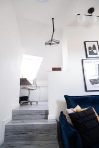 Artsy Attic 1 BR · National Museum · Parking · AC