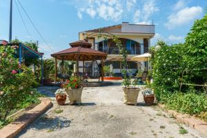 Anastasias House