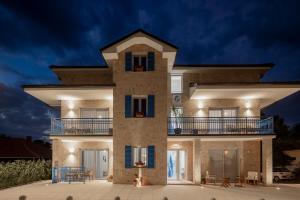 Artemis Escape Suites Srebrno Jezero