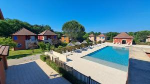 Studio cosy avec piscine terrasse jardin et vélos à Prayssac