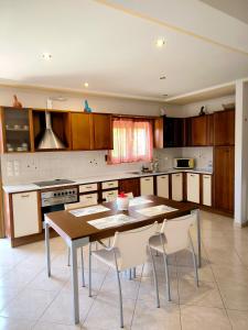 Central Moudros apartments