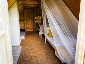 Sihva retreats