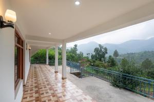 Fruits and peaks homestay