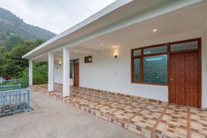 Fruits and peaks homestay