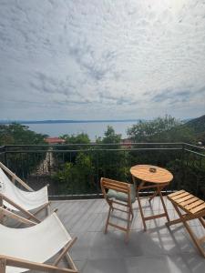 Stone house Marinko - Free Beach Parking