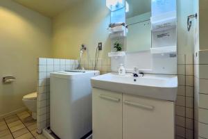 Walk to Namba Quiet Stay near Nipponbashi 2F