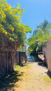 Charming Cottage with Access to Pereybere Beach