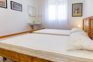 Jesolo Lido Free Parking - 4 Guests - Near Beach - app 1