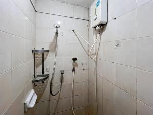 Cozy 2BR Sudirman Apt Pool, Wi-Fi, & Netflix