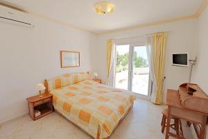 Alegria - pool and stunning ocean view in Altea
