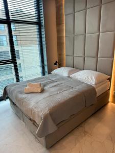 EASY RENT - Business Center 16a