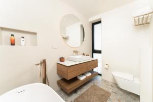 Villa Del Mare - sea view luxury home for 8 people