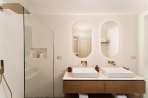 Villa Del Mare - sea view luxury home for 8 people