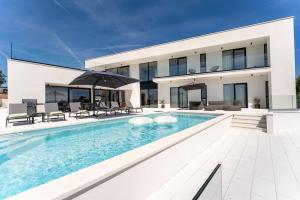 Villa Del Mare - sea view luxury home in Labin