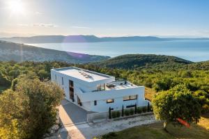 Villa Del Mare - sea view luxury home in Labin