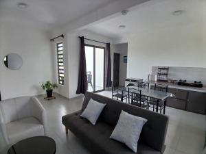 Acacia Residences