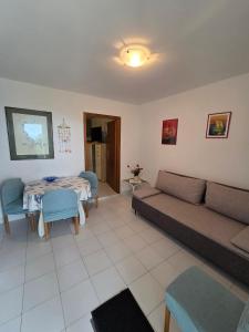 Apartment Davor with a private heated pool