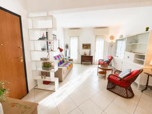 Hostdomus - Sun Apartment