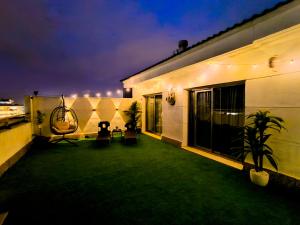 Michelangelo II Rooftop Terrace BBQ