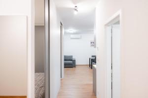 Castle Hill Modern Apartment Free Parking