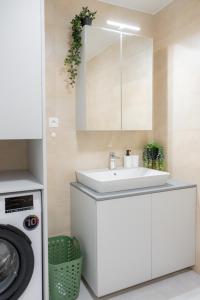 Castle Hill Modern Apartment Free Parking