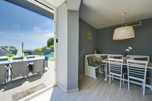 Chillout House with heated pool 29 C Sea & Mountain view