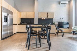 Depa Industrial Doble Altura y Balcon