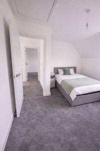 New 3 Bedroom Home W Garden & Parking