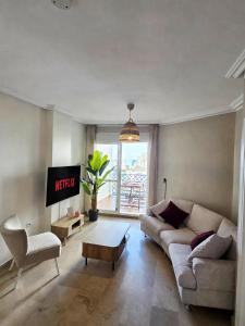 Elegant Apartment next to Beach & Marina Estepona