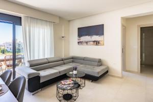 Sunlit Luxury Apartment, Rhodes