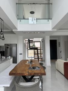 Luxurious Villa in Cesme with private pool