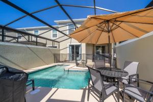 4BR Town House with Pool 4188FA