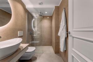 Royal Nidri Suites