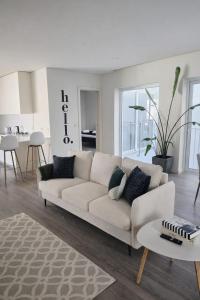Central Living & Pool