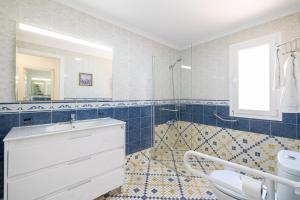 Holidays2Malaga Pedregalejo Terrace 150 mts beach