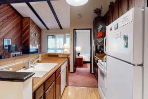 Crestview 70