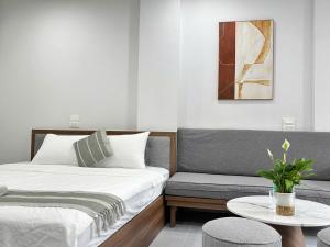 City light Apartment - near West Lake