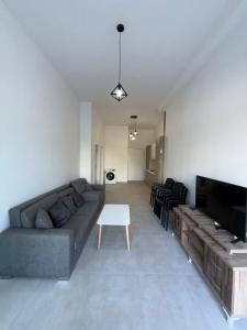 2 Bedroom 1 Floor