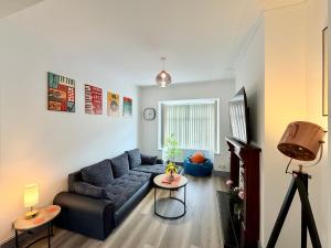 Lovett House - Contractors or Family Holidays