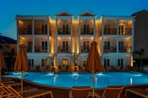 Royal Nidri Suites