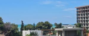 Sea view Albanian Gem -Traditional Heritage Apt