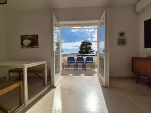 Otto Novalja, spacious penthouse apartment in city center