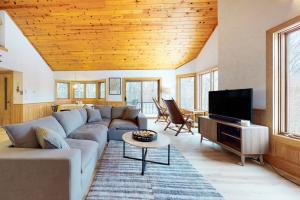White Mountain Chalet