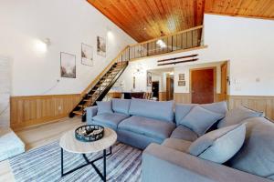 White Mountain Chalet