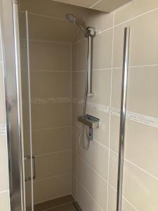 4 Personen, Panorama-Seesicht, Balkon, Gartensitzplatz