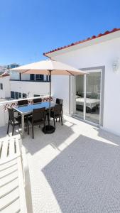 Casa tradicional- 3 quartos-150m praia no coração da cidade velha