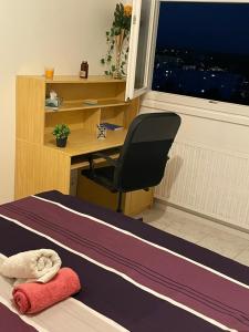 Chambre privée confortable dans un appartement calme et vue panoramique